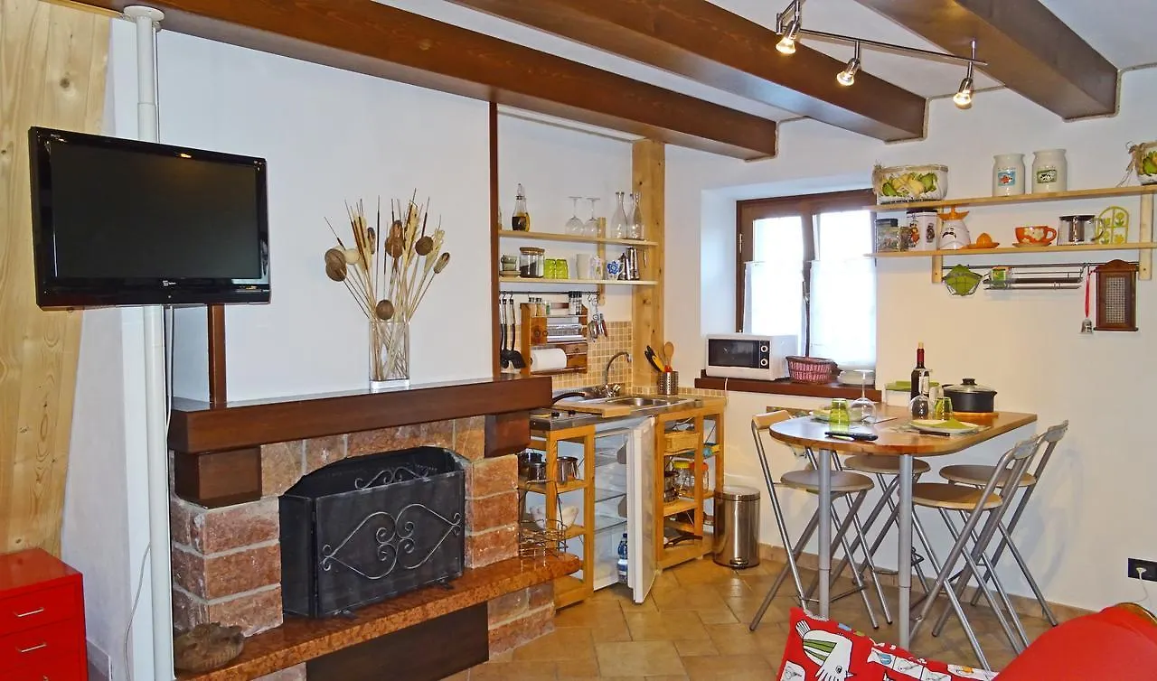 شقة Casa Paola Holiday Studio By Gardadomusmea Tremosine إيطاليا